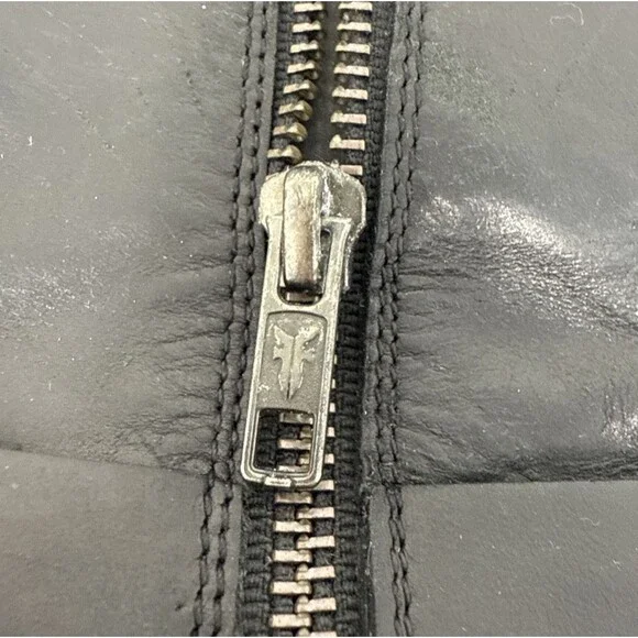 Frye Christie Tall Riding Boots Womens Sz 7.5 Black Leather 2 Buckles Equestrian - Picture 16 of 16